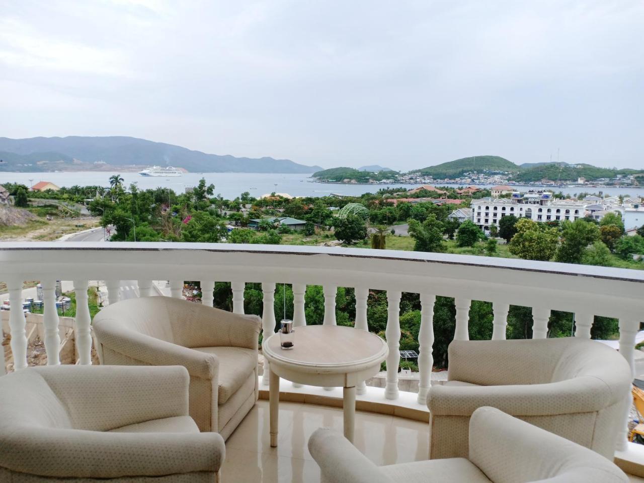 Nha Trang Star Villa Hotel Exteriör bild